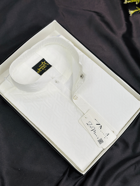 Rich Shade Off White Code:WC001